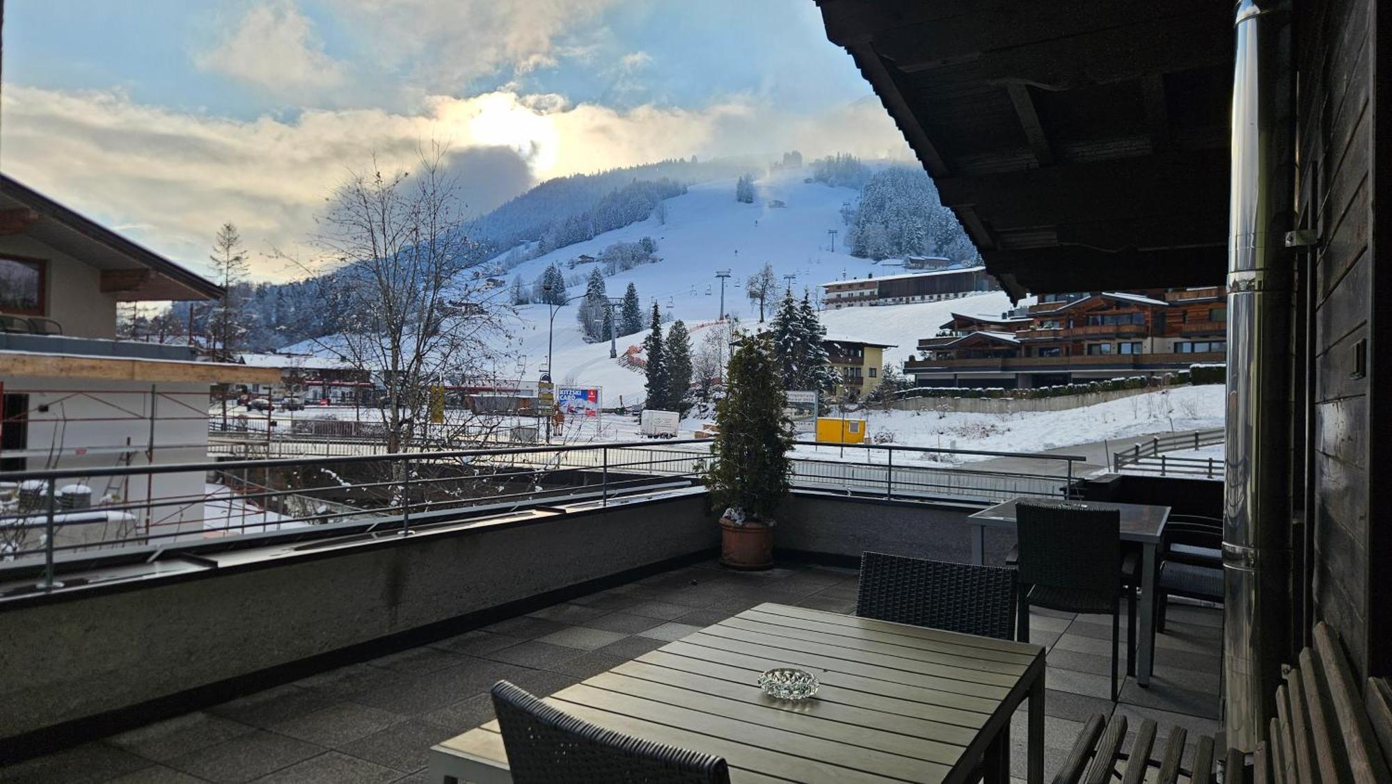 Appartement Haus Schiwelt à Kirchberg en Tyrol Extérieur photo